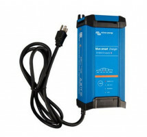 Victron Blue Smart IP22 Acculader 12/30 (1) UK BS1363