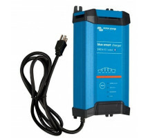 Victron Blue Smart IP22 Acculader 24/16 (1) 120V NEMA 5-15